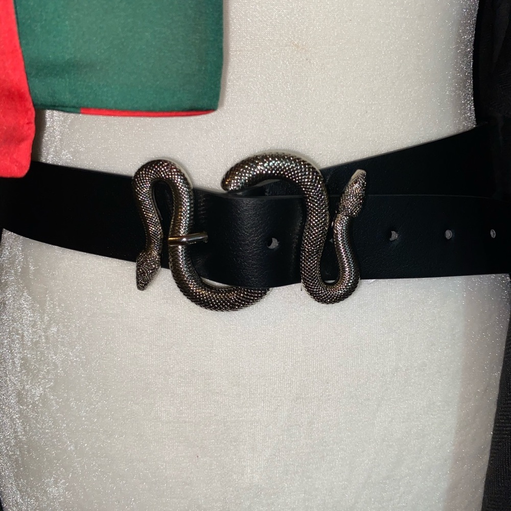 Snake Buckle Black Belt